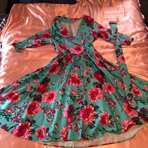 Pinup Girl Clothing Birdie dress in blue & Pink floral. Size L